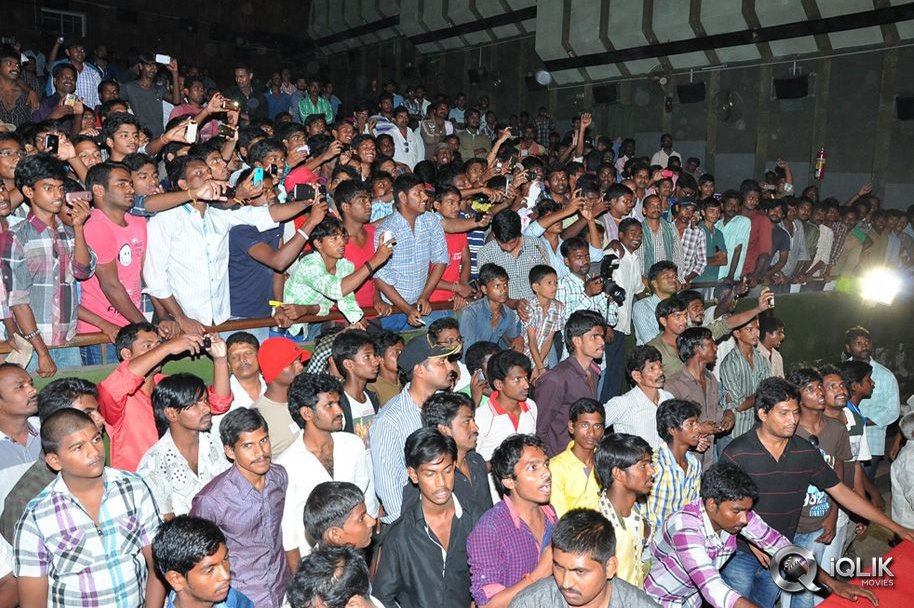 Pyaar-Mein-Padipoyane-Movie-Success-Tour